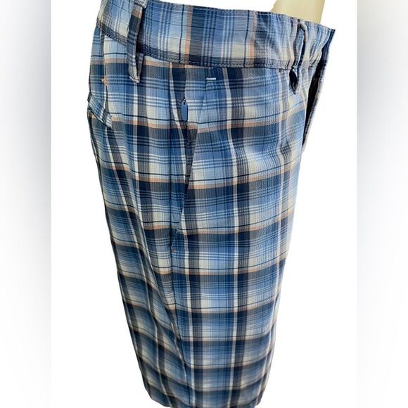 Tommy Bahama Blue Plaid Flat Front Bermuda Shorts Size 34 Like New Condition - Picture 4 of 9
